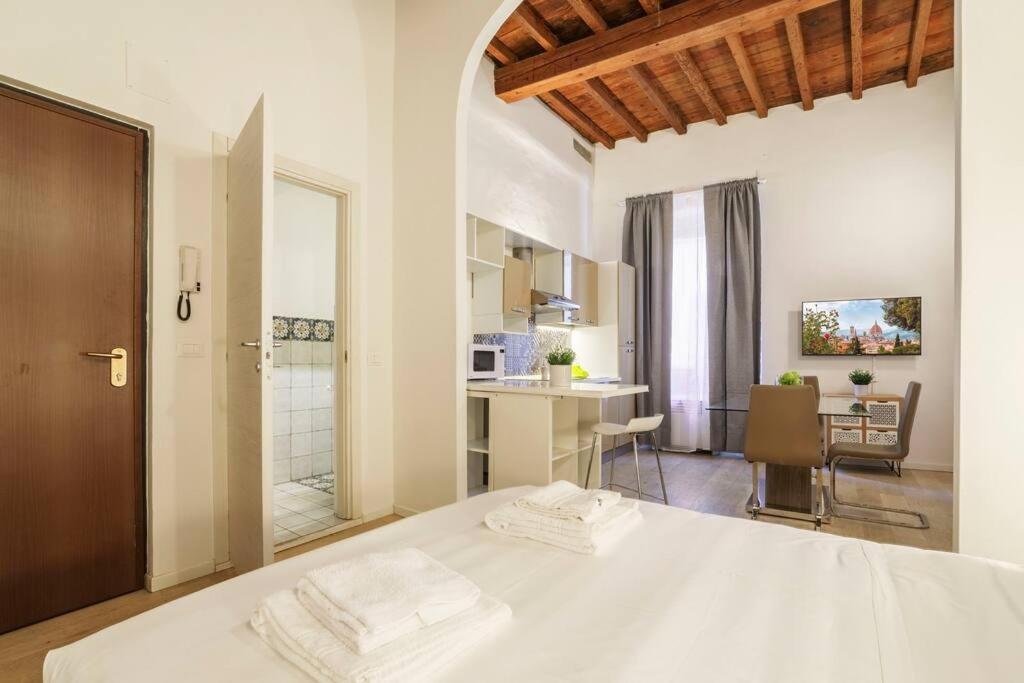 Unyca - Heart Of Florence Apartment Екстериор снимка